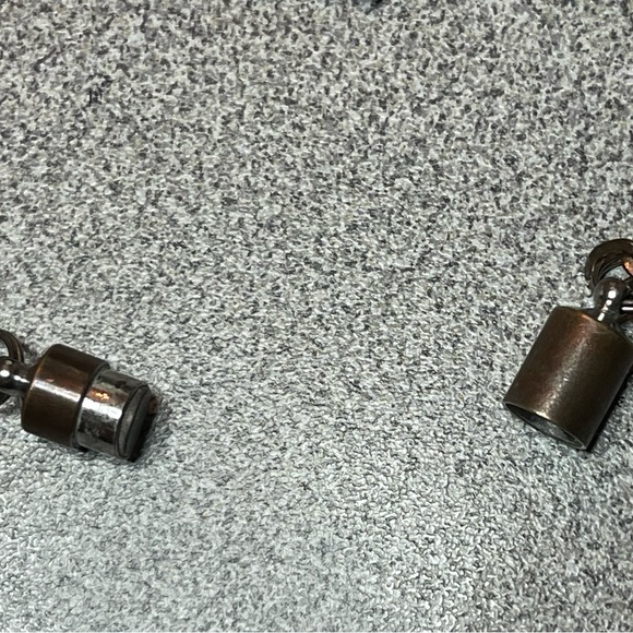 Silver Toned Chain Necklace With Magnetic Clasp - Picture 5 of 6